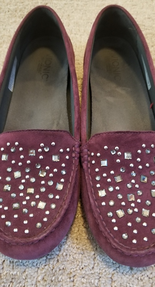 Vionic Athens 10 slip on